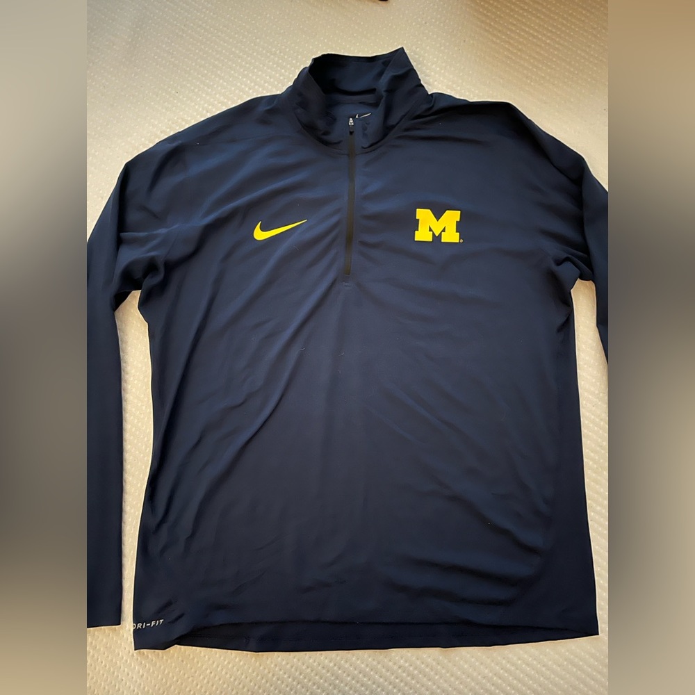 Nike Dri-Fit 1/4 Zip, Michigan, XL